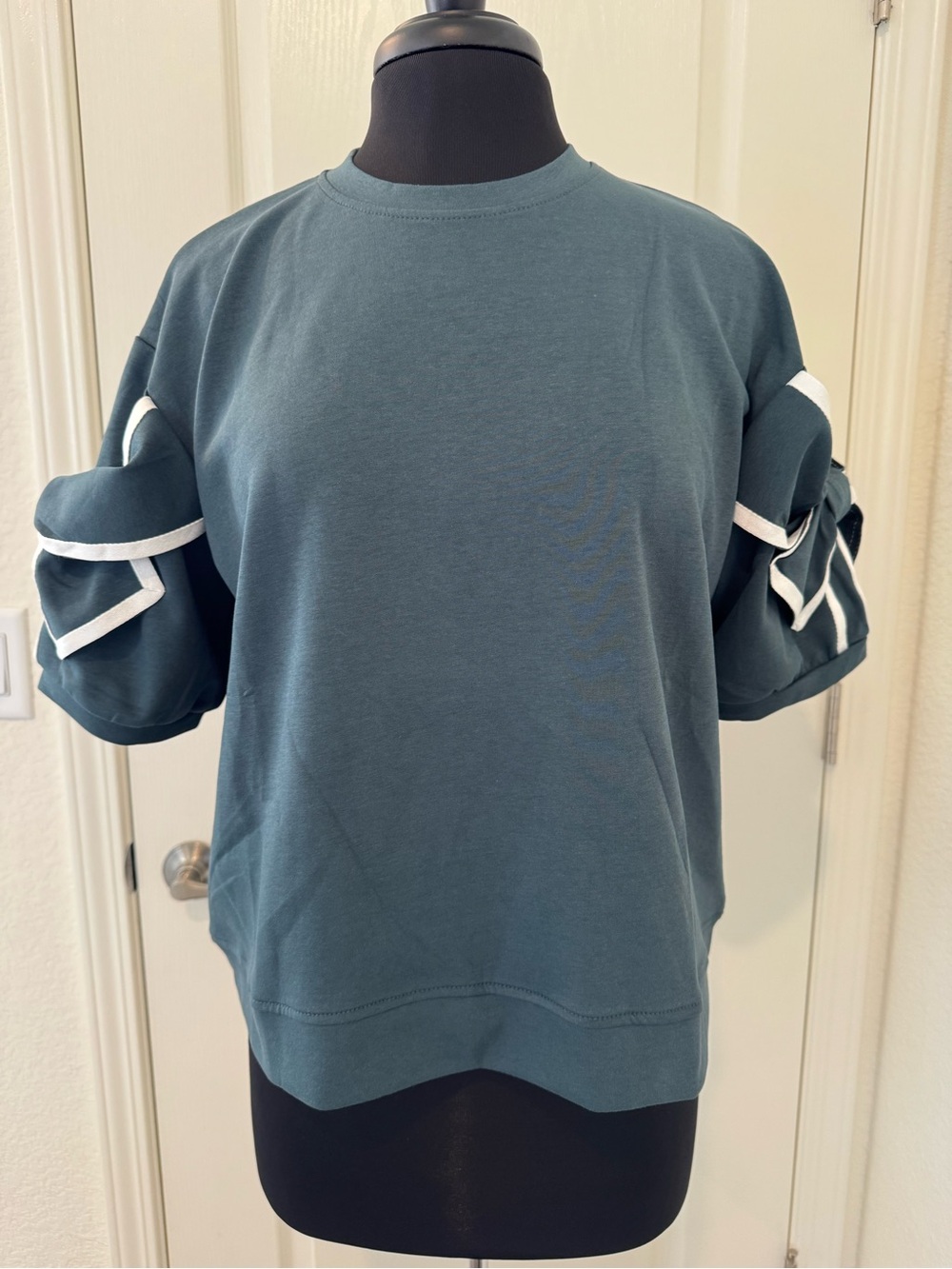 Teal Short Sleeve Decorative Sleeve Top